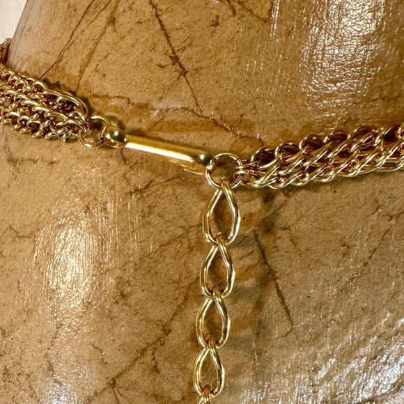 Vintage Chain Belt with coin, Triple Twisted-knotted Bohemian Hippie Gold tone - Picture 3 of 10
